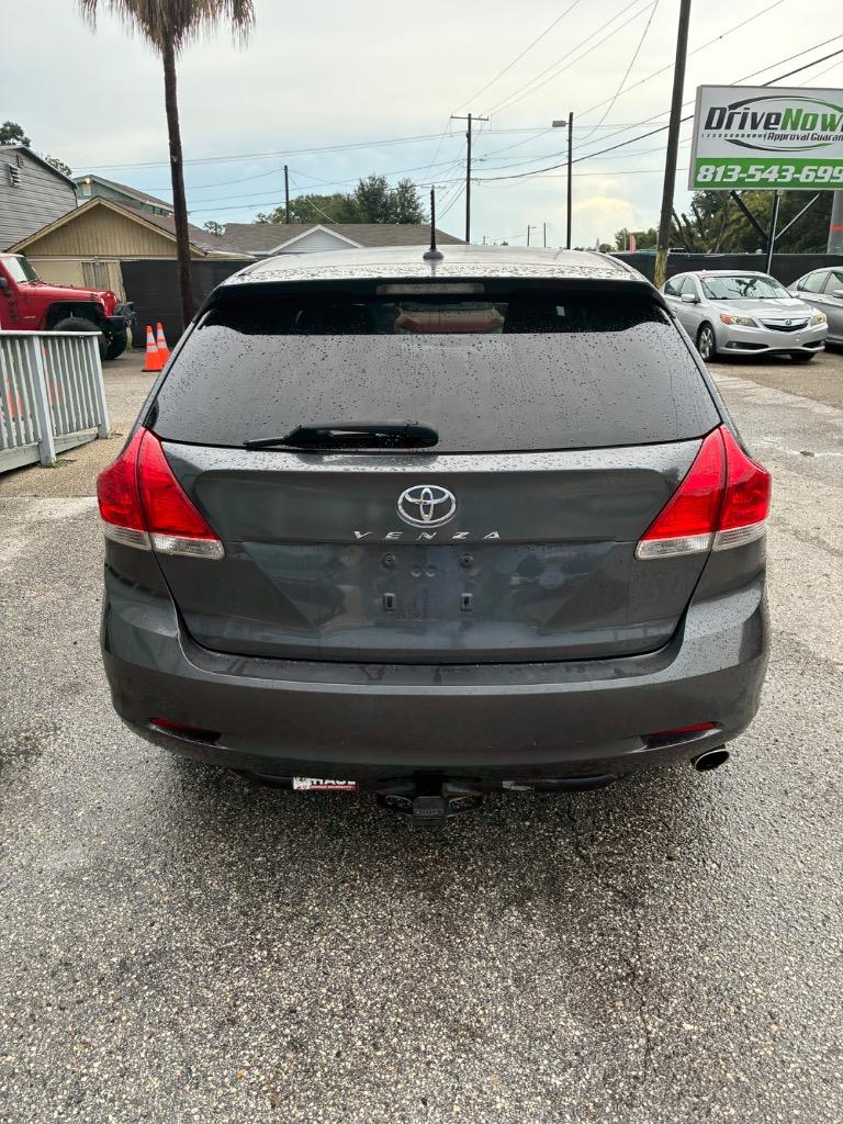 2010 Toyota Venza - $9,990