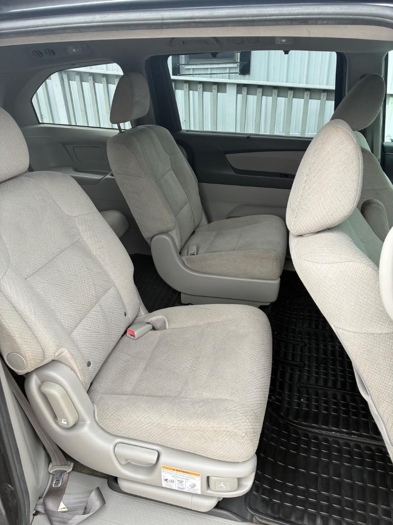 2014 Honda Odyssey - $9,900