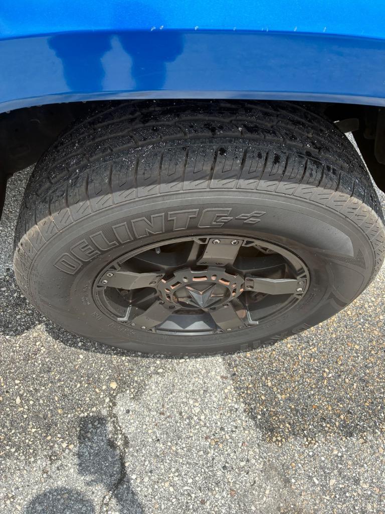2018 Toyota Tacoma - $19,900