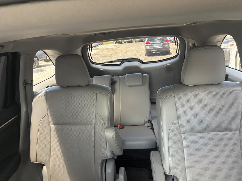 2014 Toyota Highlander - $16,900