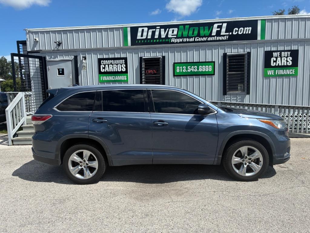 2014 Toyota Highlander - $16,900