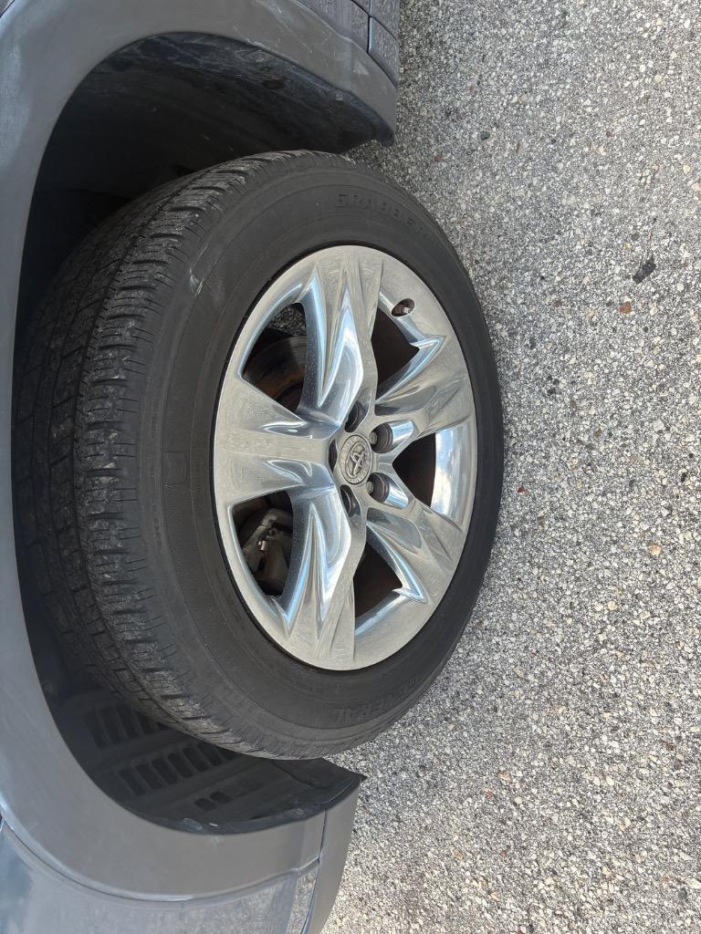 2014 Toyota Highlander - $16,900