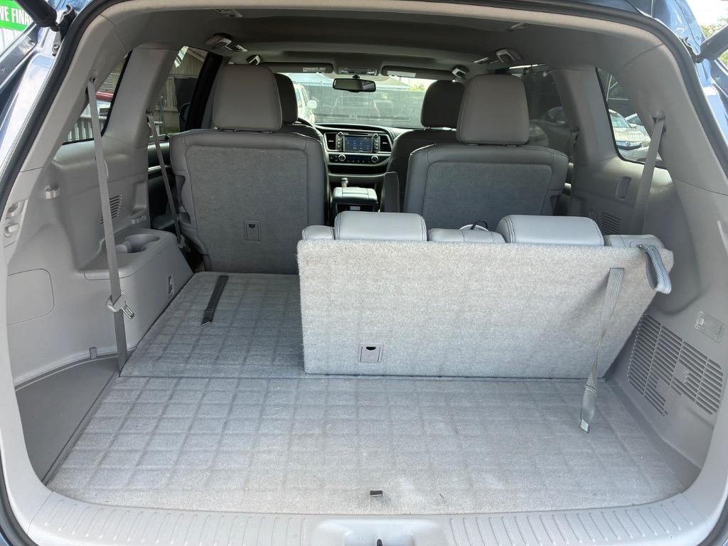 2014 Toyota Highlander - $16,900