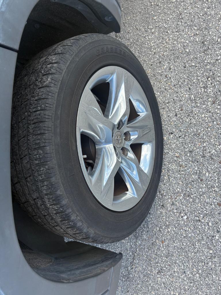 2014 Toyota Highlander - $16,900
