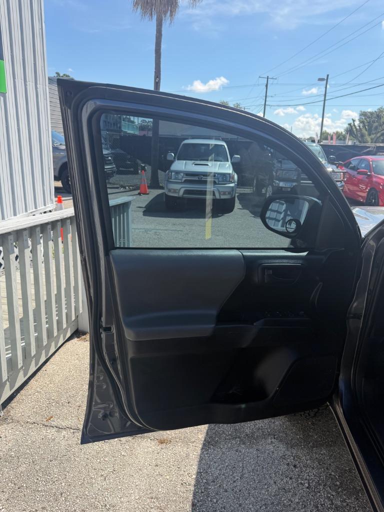 2020 Toyota Tacoma - $22,900