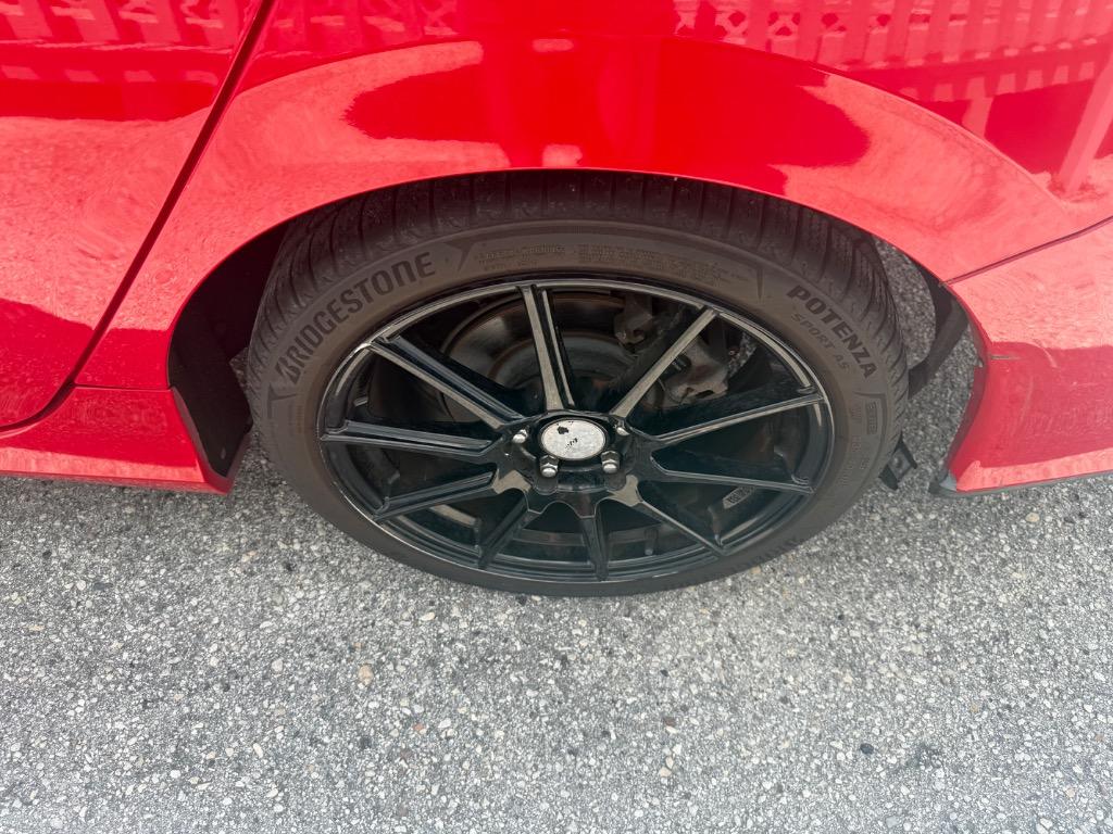 2018 Honda Civic - $15,990