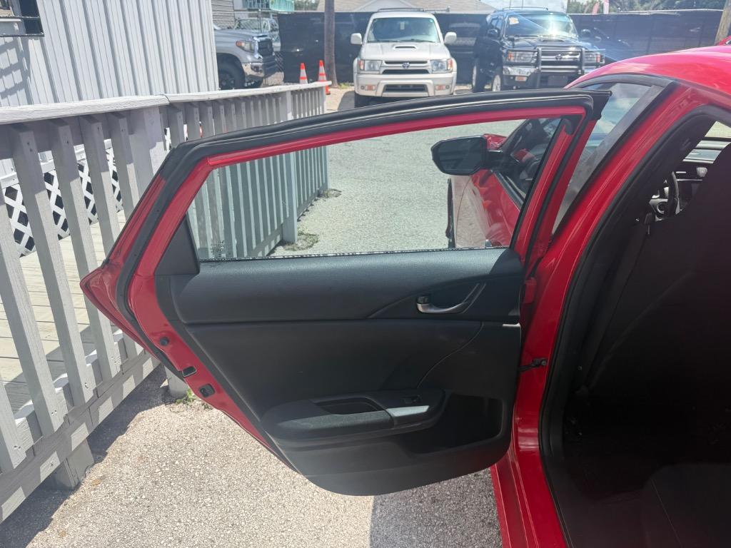 2018 Honda Civic - $15,990