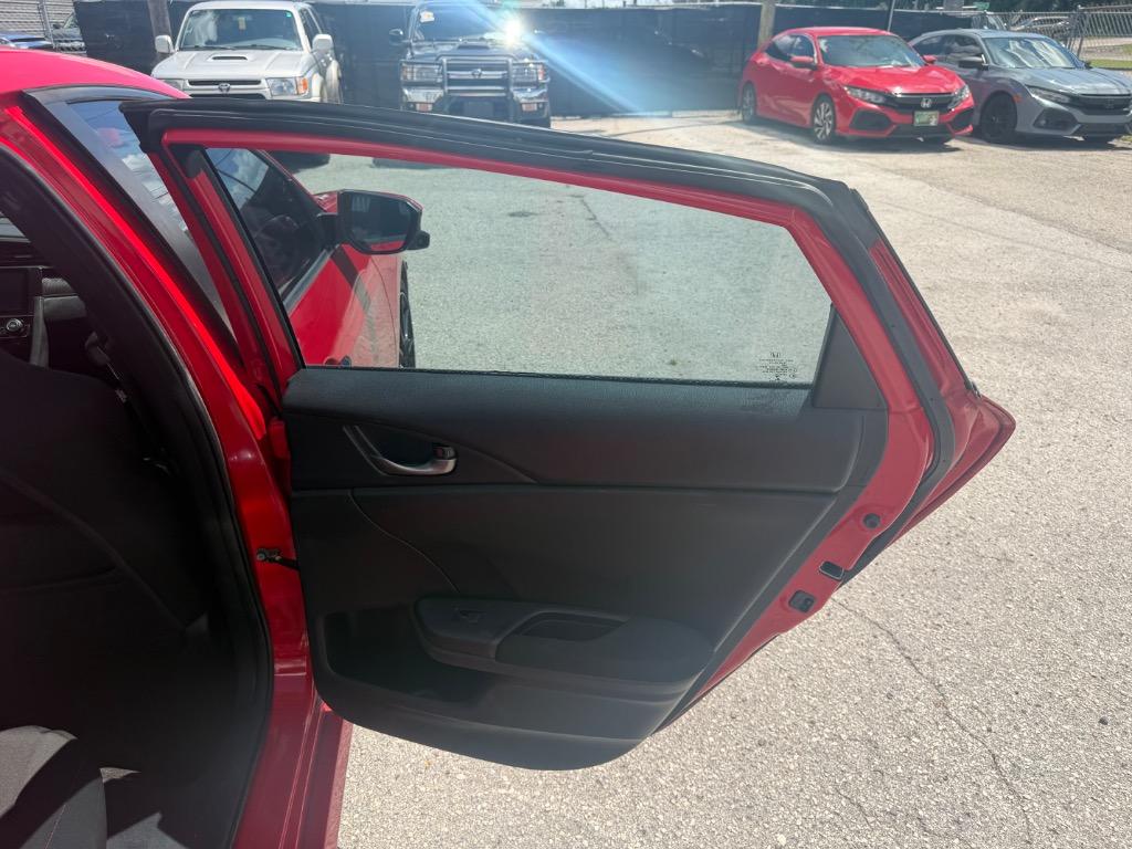 2018 Honda Civic - $15,990