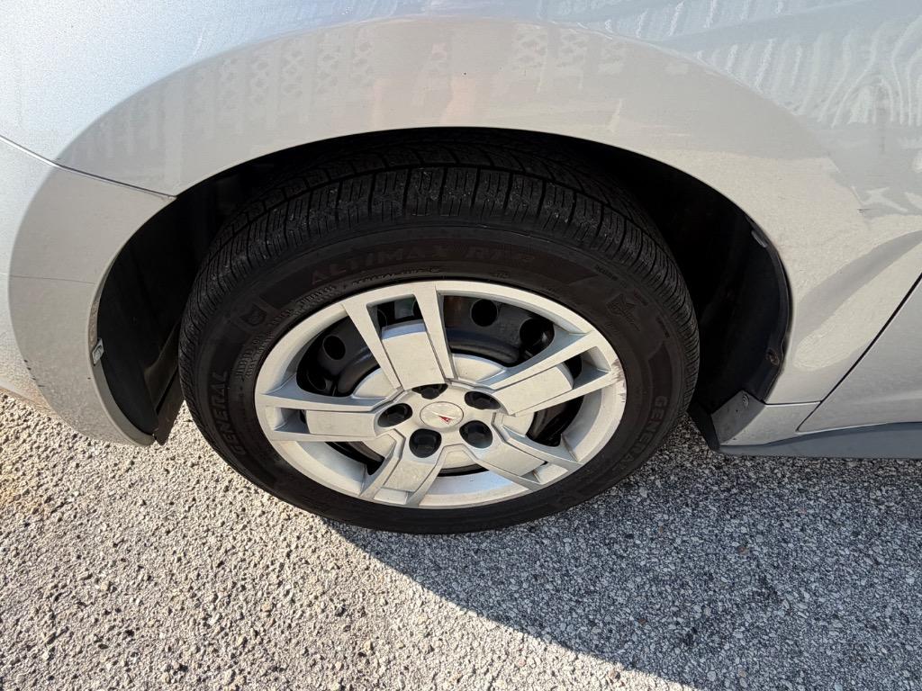 2009 Pontiac Vibe - $6,900