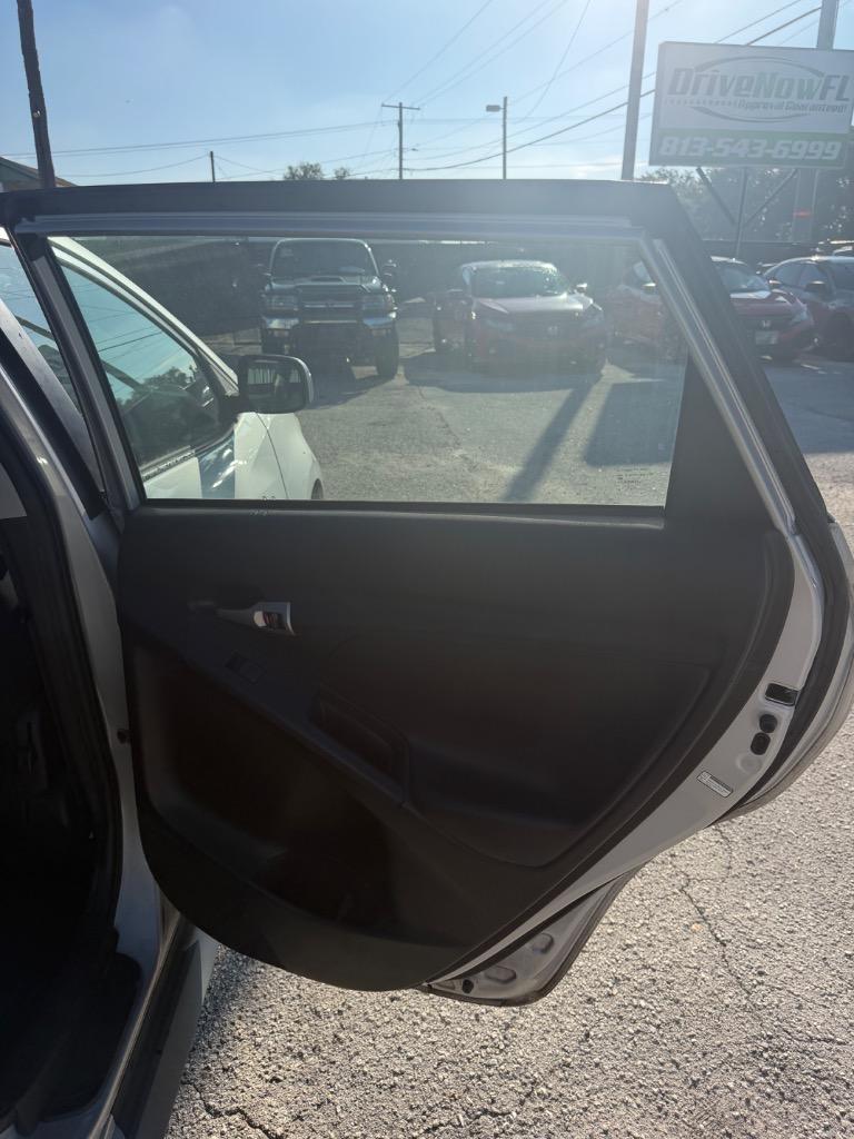 2009 Pontiac Vibe - $6,900