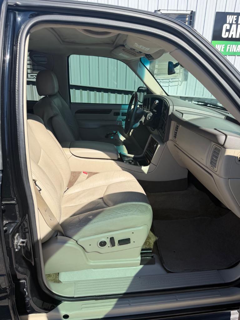 2003 Cadillac Escalade - $10,900
