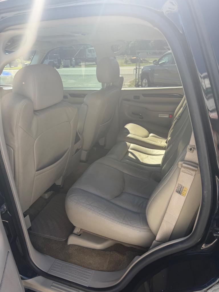 2003 Cadillac Escalade - $10,900