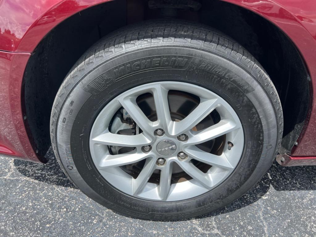2020 Dodge Grand Caravan - $15,990