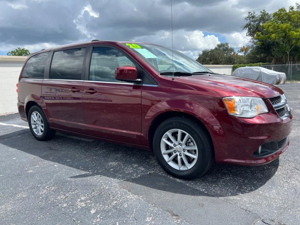 2020 Dodge Grand Caravan - $15,990