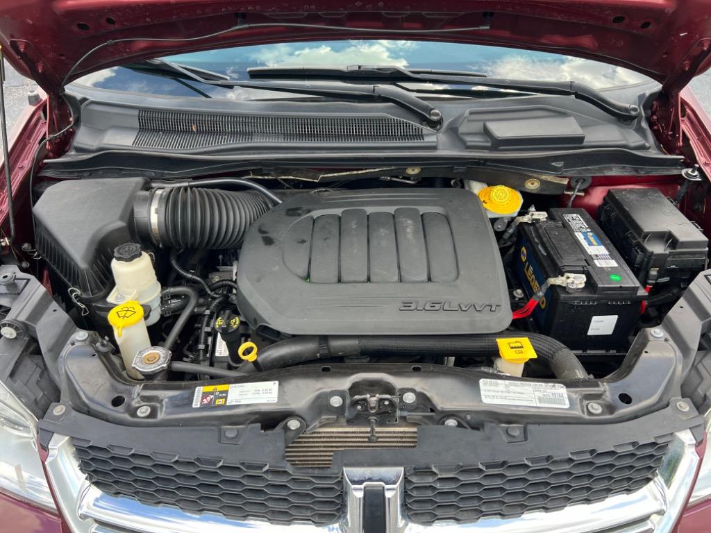 2020 Dodge Grand Caravan - $15,990