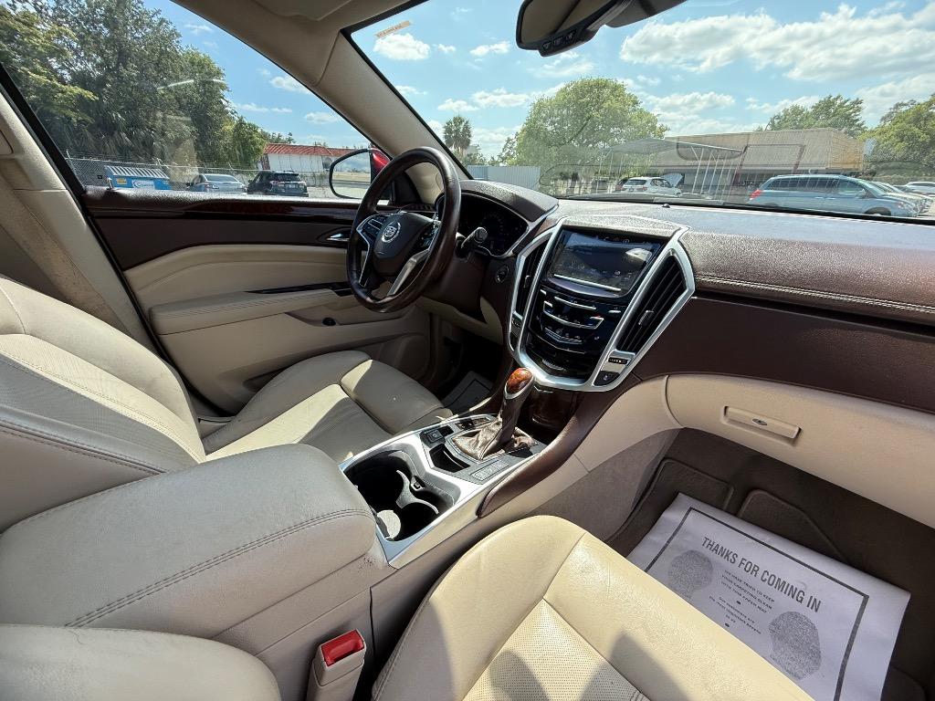 2016 Cadillac SRX Luxury photo