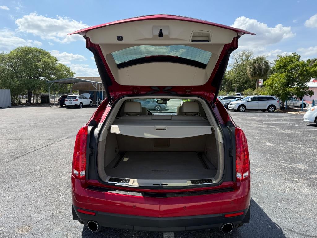 2016 Cadillac SRX Luxury photo