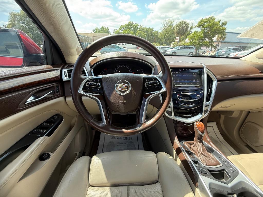 2016 Cadillac SRX Luxury photo