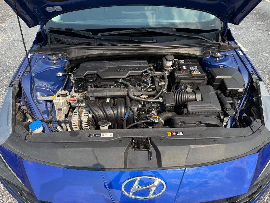 2021 Hyundai Elantra SEL photo