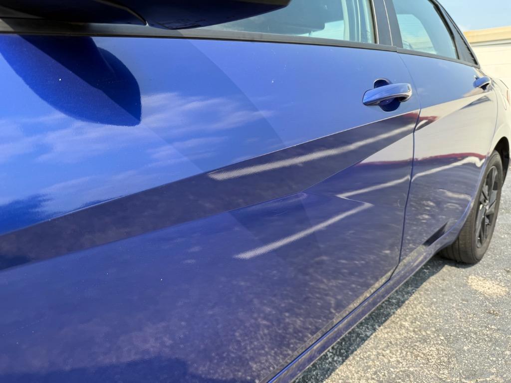 2021 Hyundai Elantra SEL photo