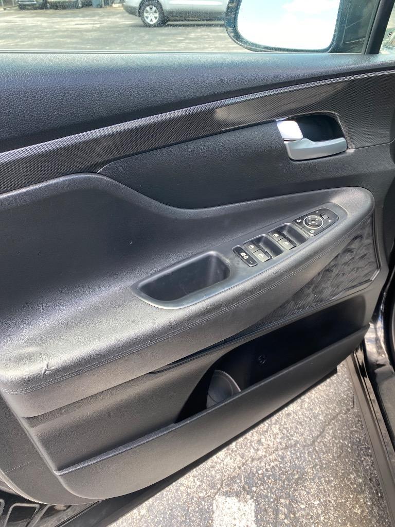 2022 Hyundai Santa Fe - $21,990