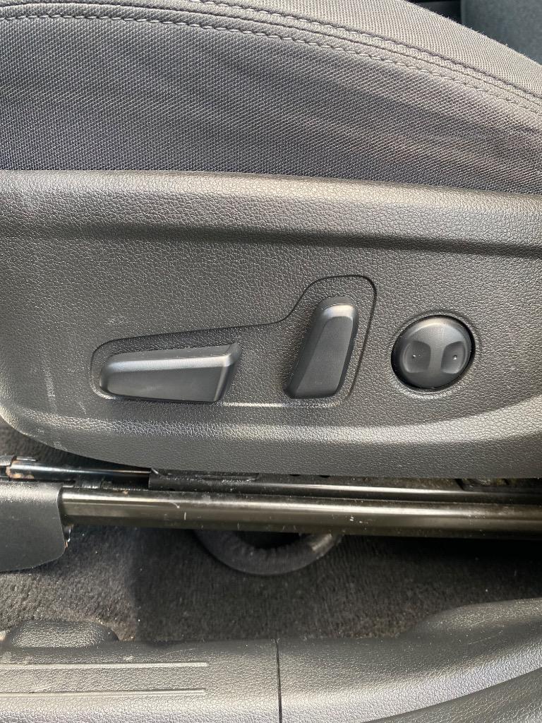 2022 Hyundai Santa Fe - $21,990