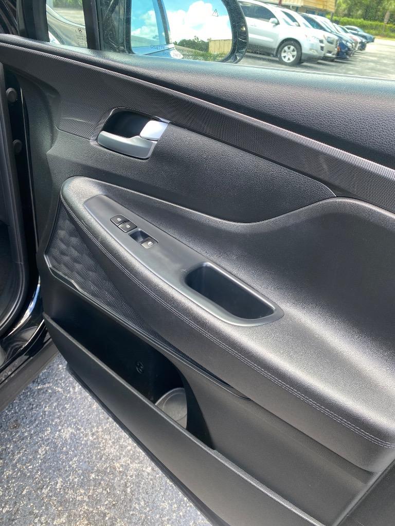 2022 Hyundai Santa Fe - $21,990