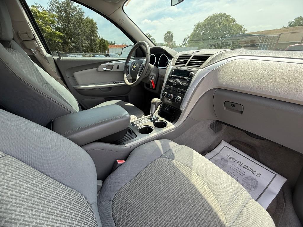 2012 Chevrolet Traverse - $8,990