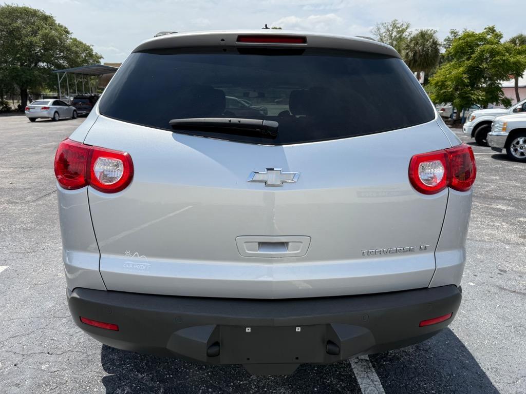 2012 Chevrolet Traverse - $8,990