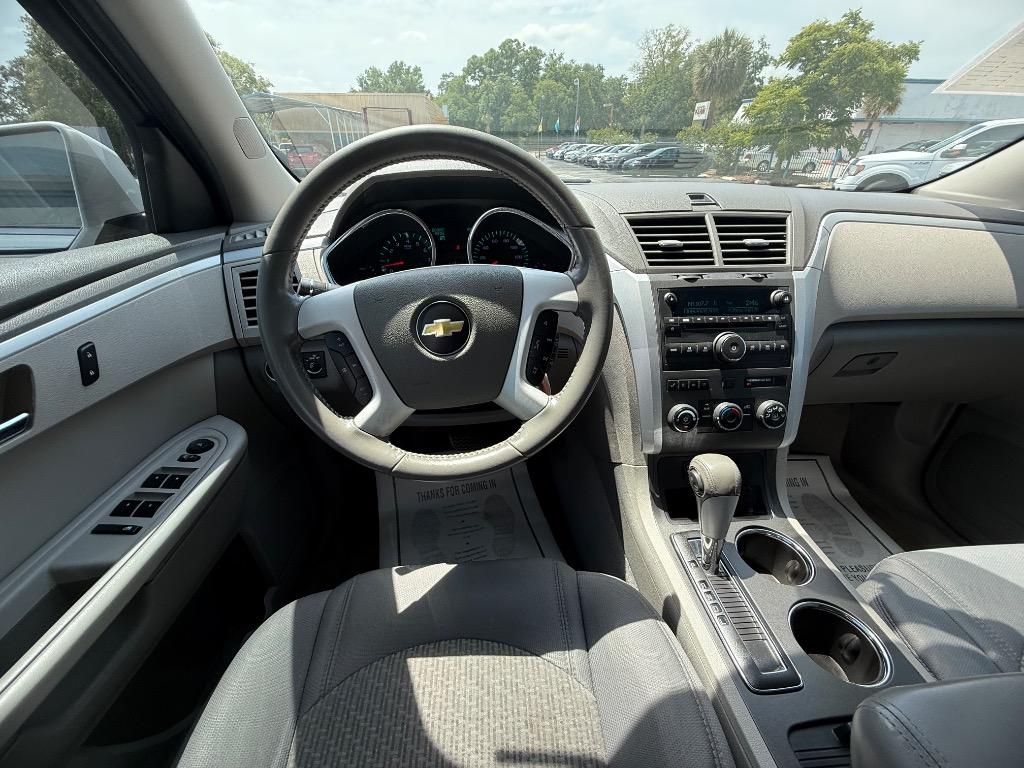 2012 Chevrolet Traverse - $8,990