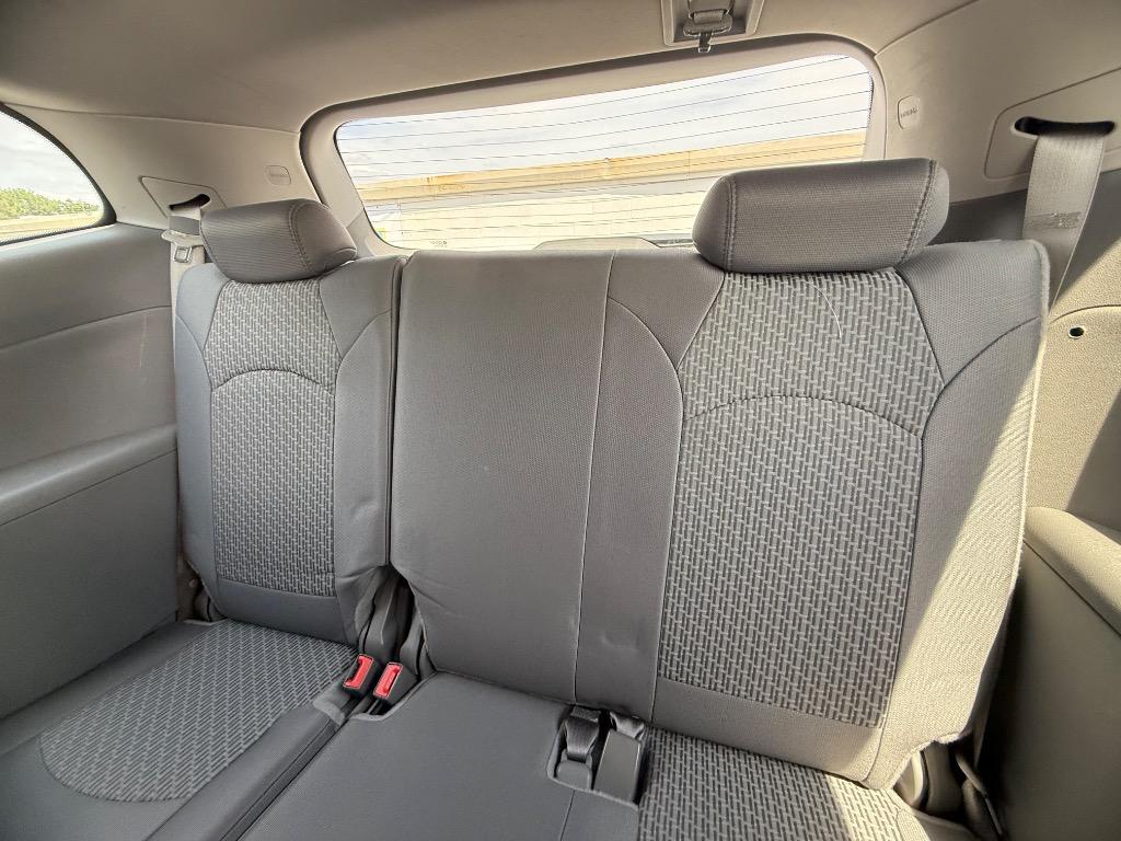 2012 Chevrolet Traverse - $8,990