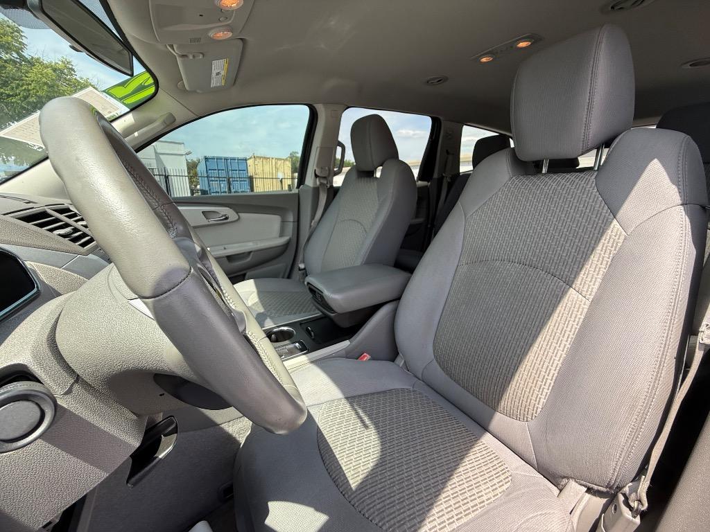 2012 Chevrolet Traverse - $8,990