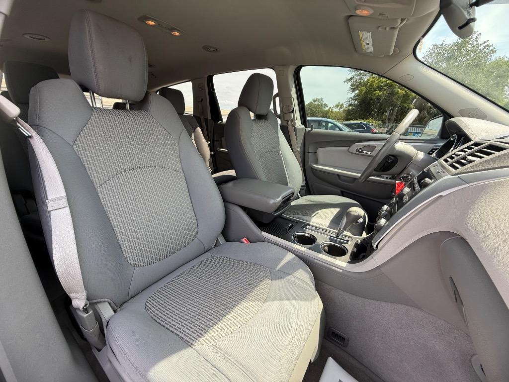 2012 Chevrolet Traverse - $8,990