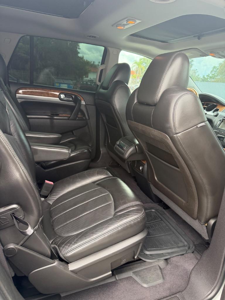 2010 Buick Enclave - $6,990
