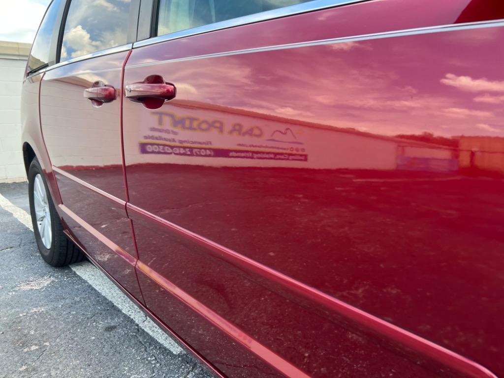 2012 Volkswagen Routan - $3,990