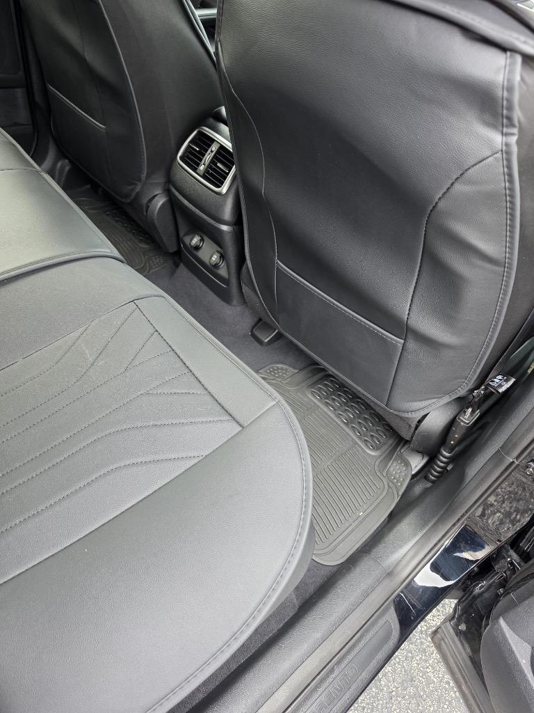 2020 Kia Sorento - $18,990