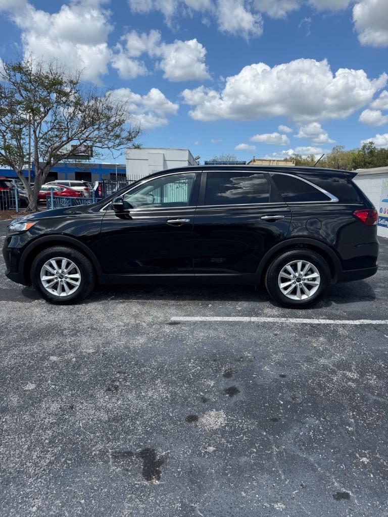 2020 Kia Sorento - $18,990