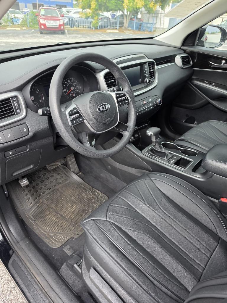 2020 Kia Sorento - $18,990