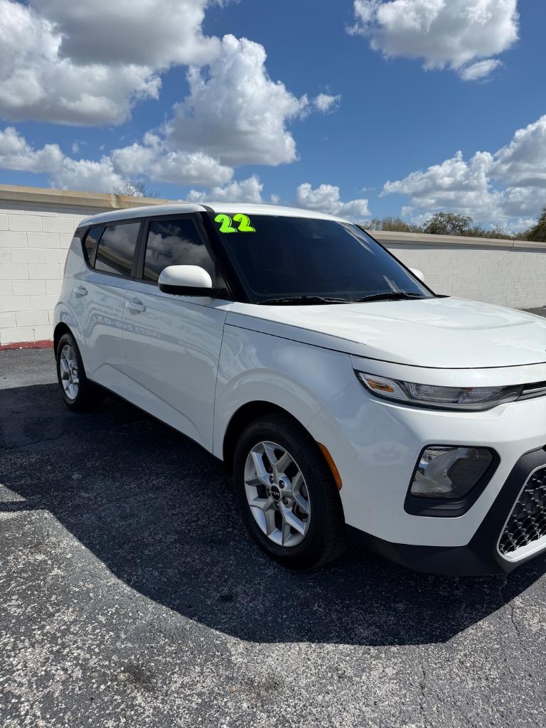 2022 Kia Soul - $14,990