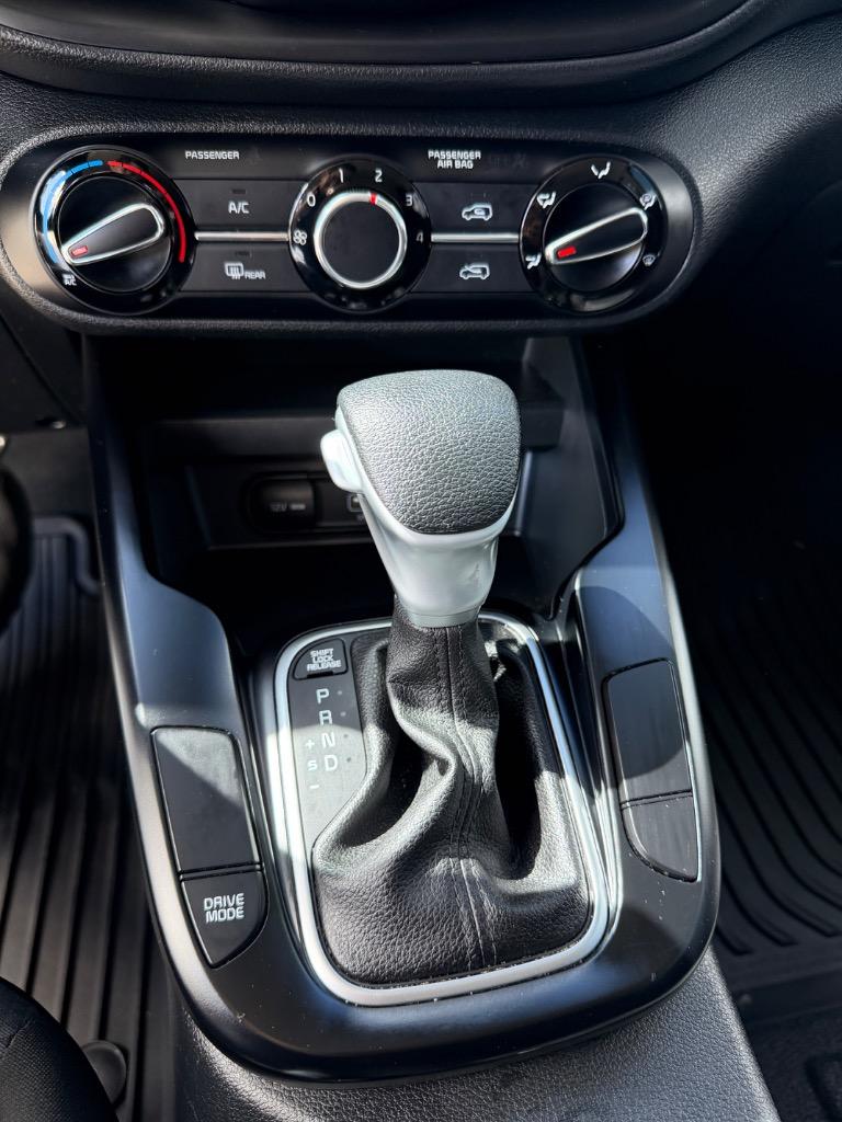 2022 Kia Soul - $14,990