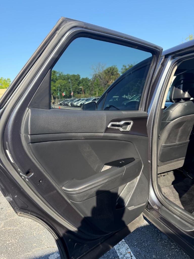 2023 Kia Sportage - $25,990