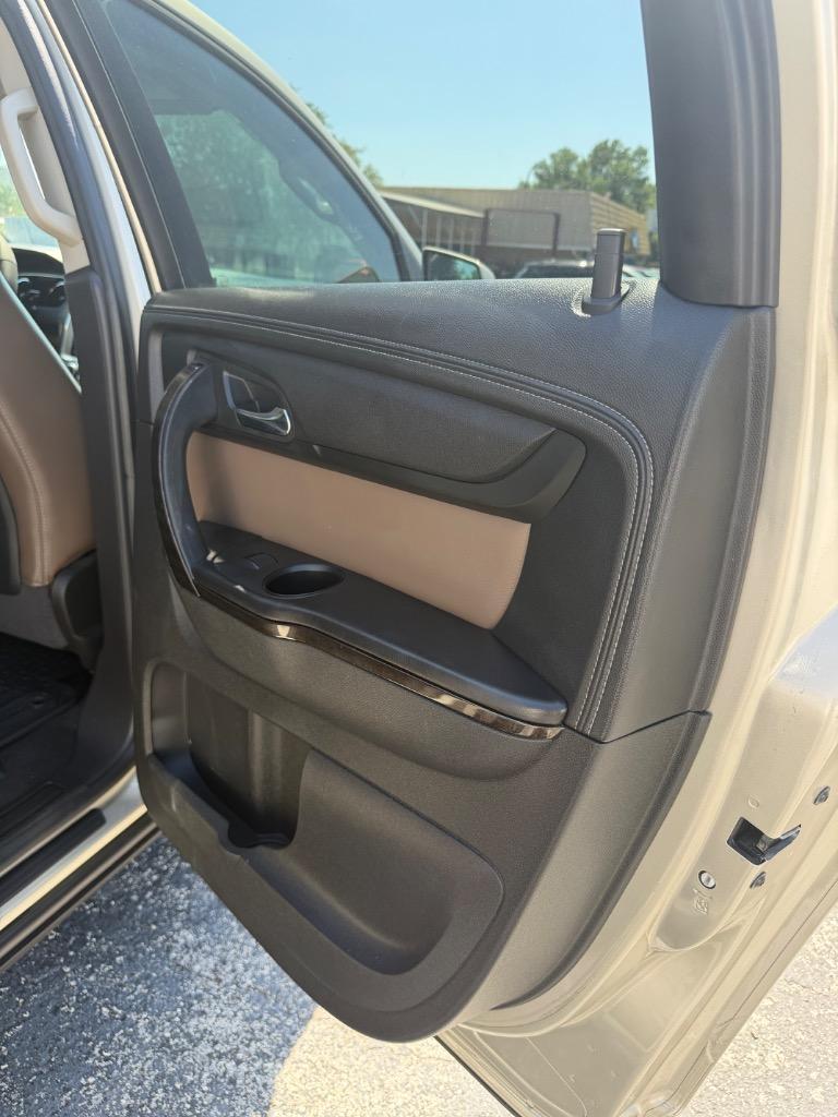 2015 GMC Acadia - $10,990
