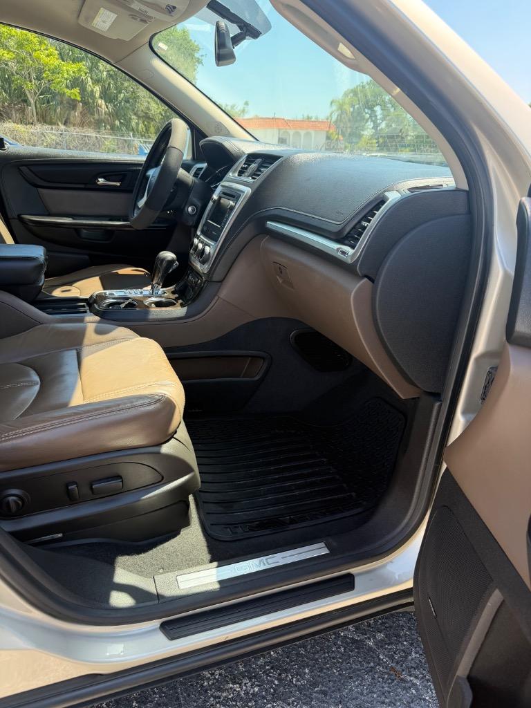 2015 GMC Acadia - $10,990