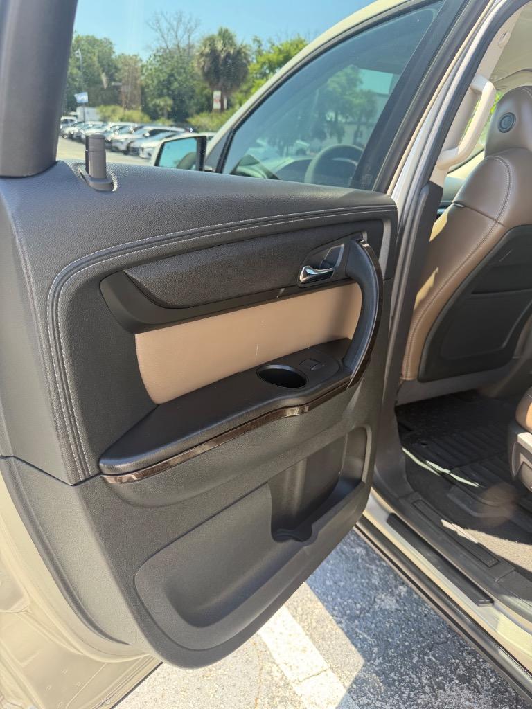 2015 GMC Acadia - $10,990