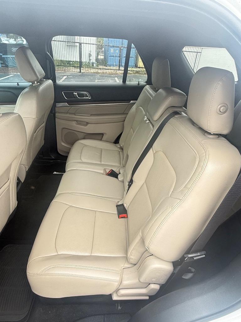 2019 Ford Explorer - $17,990
