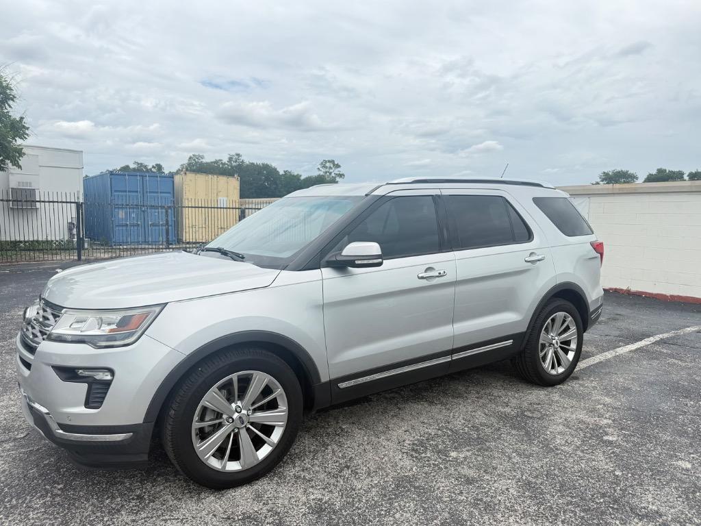 2019 Ford Explorer - $17,990