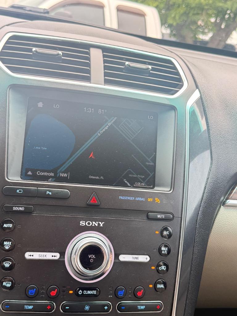 2019 Ford Explorer - $17,990