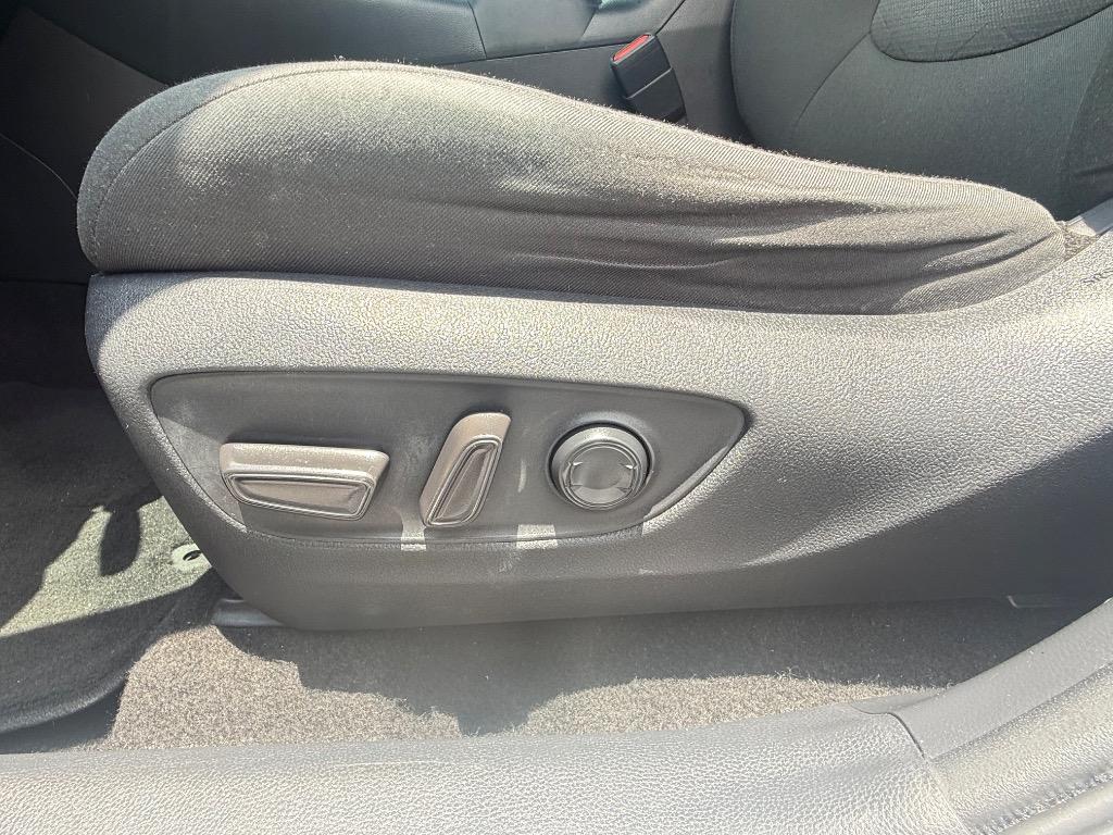 2020 Toyota RAV4 - $19,990