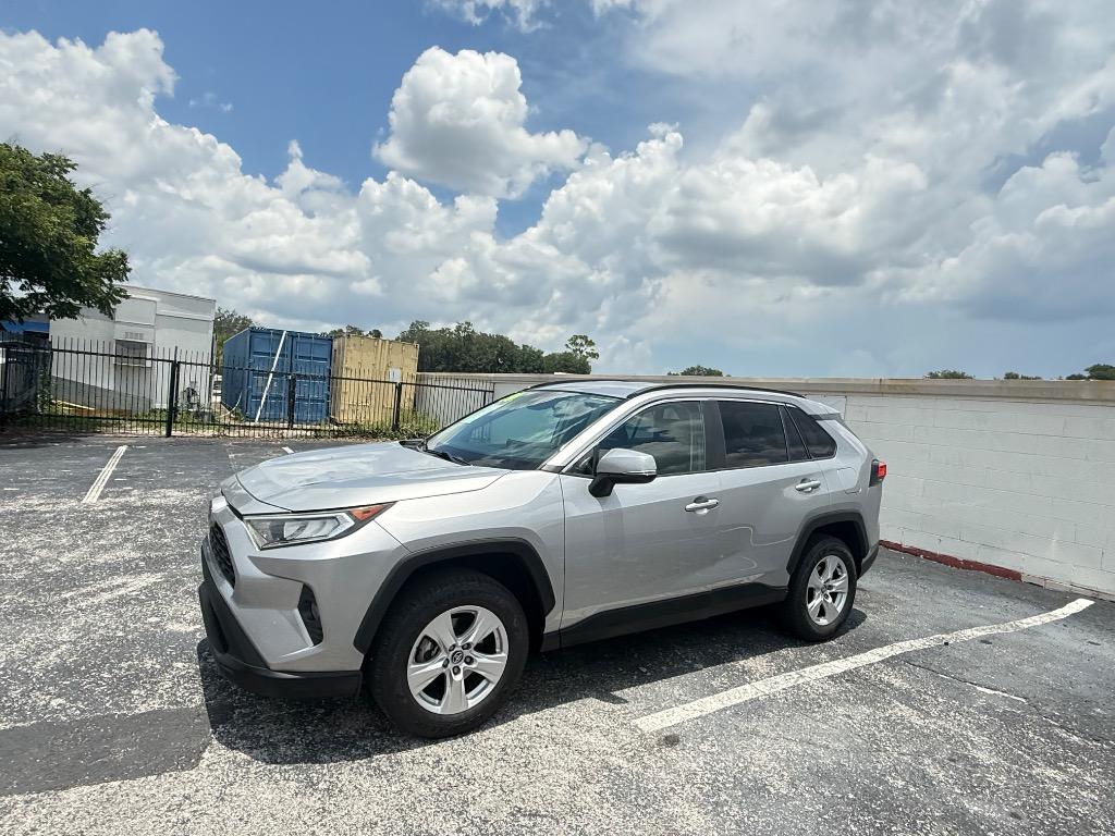 2020 Toyota RAV4 - $19,990