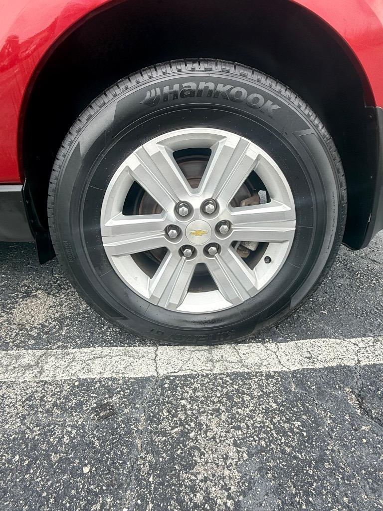 2014 Chevrolet Traverse - $9,990